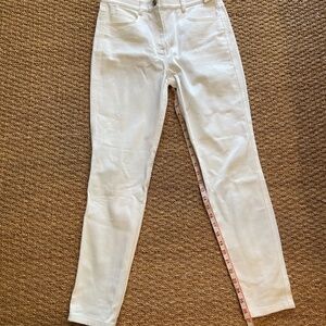 NWT White St. John Jeans, size 4
